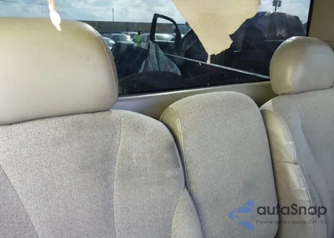 2002 Chevrolet Silverado 1500 из США, поврежденный, VIN 1GCEC14W72Z148839